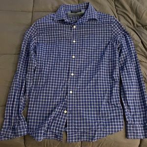Banana republic soft wash navy button down shirt